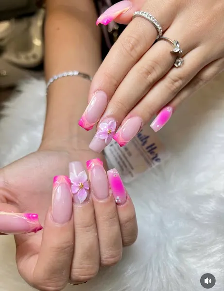 NAILS HERE - Molins de Rei