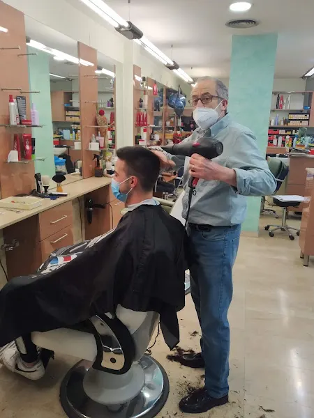 Peluquería Amador Moreno