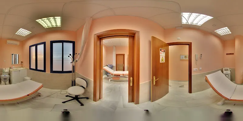 Clínicas REM - Centro de depilación láser en Tomares - foto 2