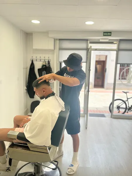 Achraf barbería - Calafell