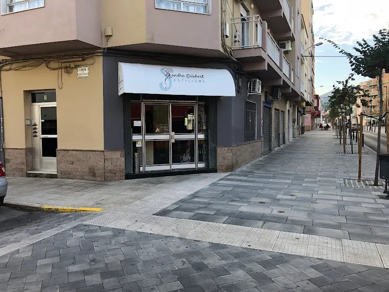 Sandra Gilabert Estilisme - Oliva