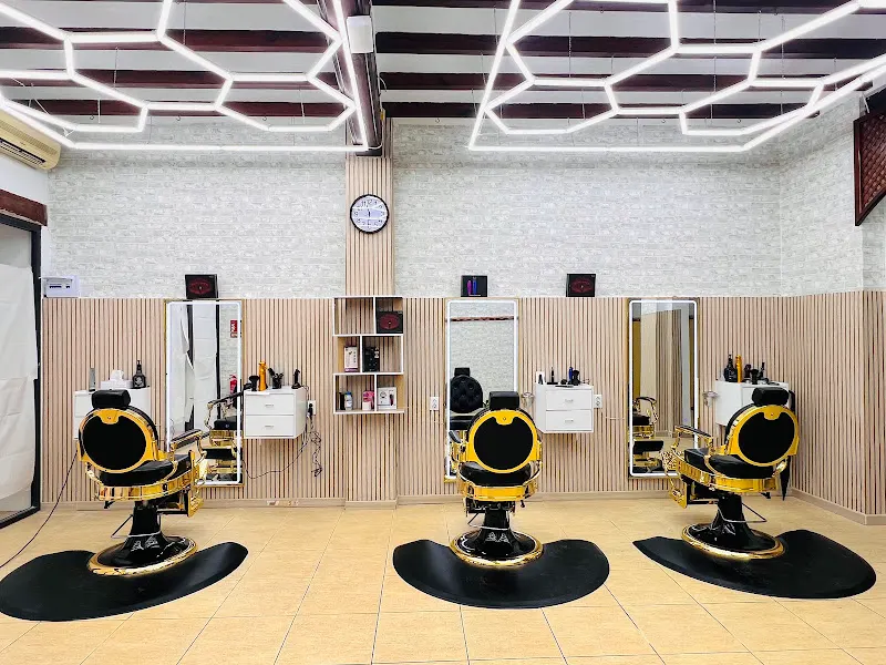 CorteLux Barbershop - Oliva