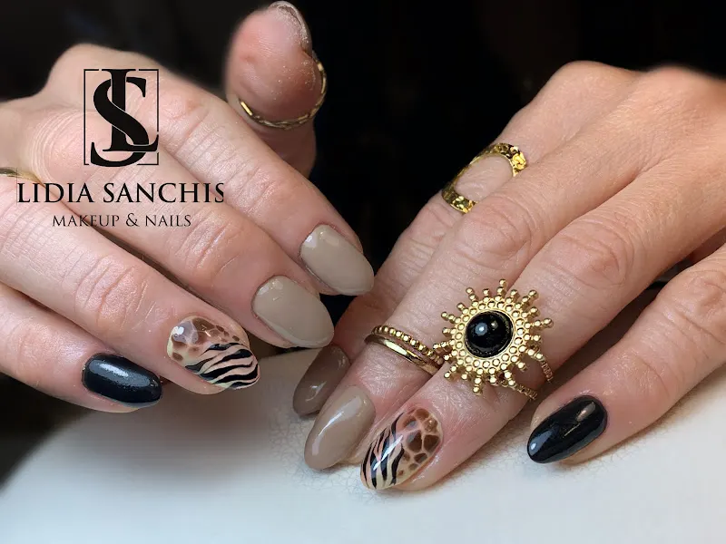 Lidia Sanchis Beauty Salon - Salón de manicura y pedicura en Oliva - foto 2