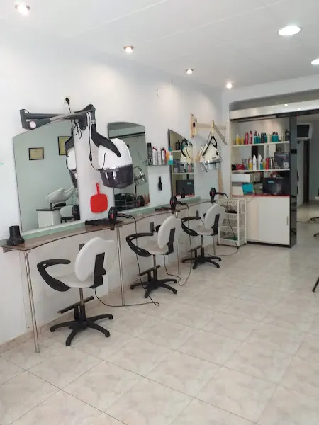 Yorladiz perruqueria - Pineda de Mar