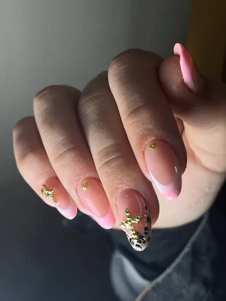 Sakura nails by Andy - Salón de manicura y pedicura en Alicante - foto 2