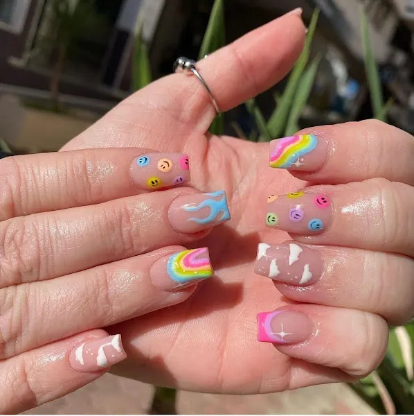The Circus Salon Ibiza - Salón de manicura y pedicura en Sant Antoni de Portmany - foto 2