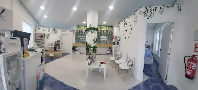 EntreAmigas Espacio de belleza y bienestar. - Centro de estética en Pielagos - foto 2