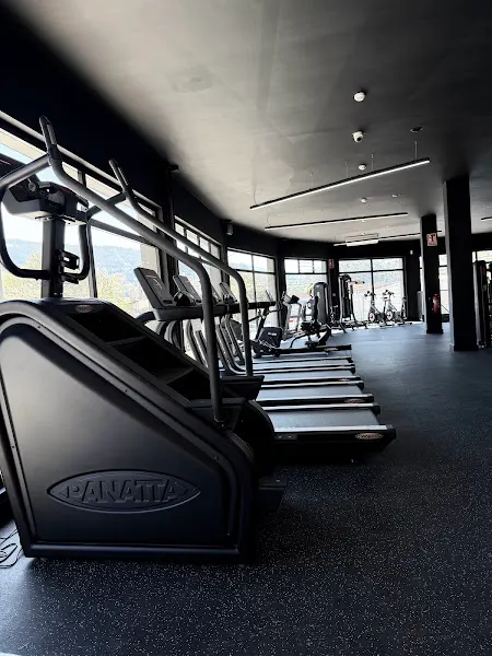Iron Gym No limits - Gimnasio en Marín - foto 2