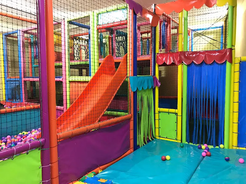 Menut Espai - Parque Infantil en Alboraya