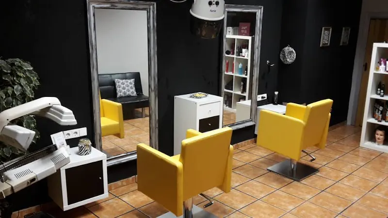 Perruqueria ESIBE • Centre d'estil i bellesa - Suria