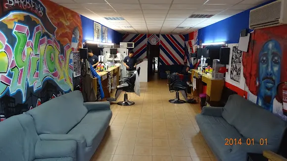 Yilow Peluqueria Dominicana Terrassa - Cita Previa - Terrassa
