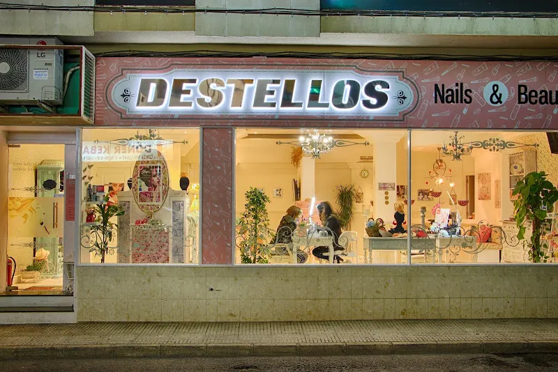 Destellos Nails & BeautyBar - Centro de estética en Altea - foto 4