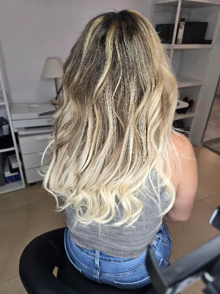 Leevenchy Hair Extensions Salon Altea - Proveedor de extensiones de cabello en Altea - foto 2