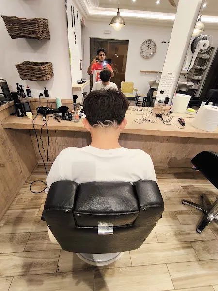 Arevalo's Barbershop - Barbería en Palafrugell - foto 2