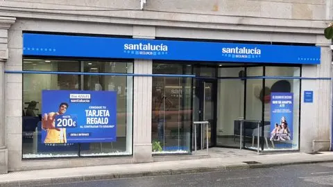 Agencia de Santalucía Seguros - Agencia de seguros en Ponteareas - foto 2