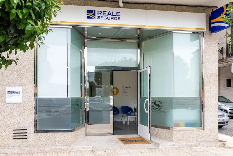 Reale Seguros Ponteareas - Segurpino - Compañía de seguros en Ponteareas - foto 4