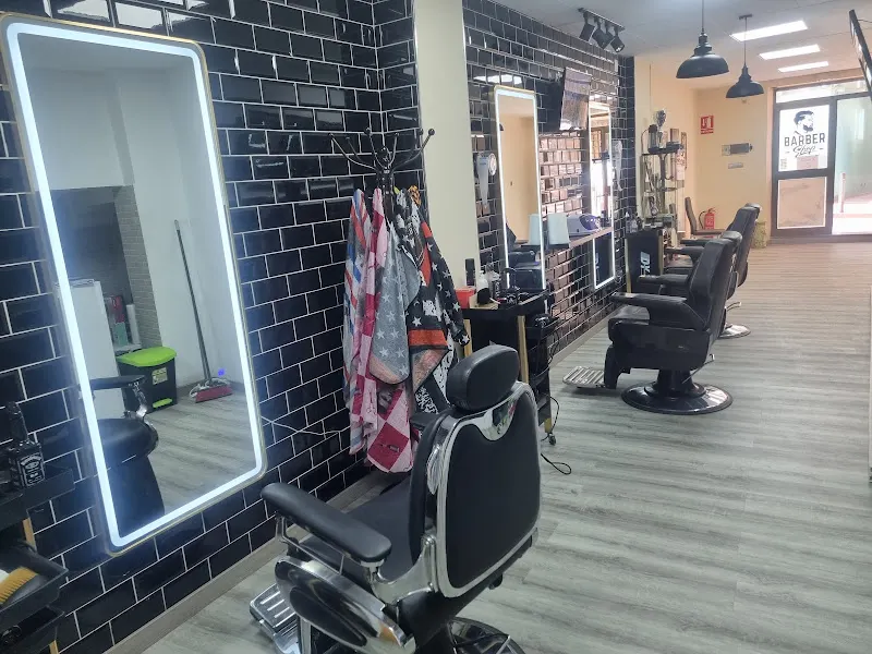Peluquería Barberia Roma