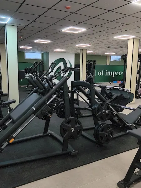 NUCLEO FITNESS - Gimnasio en Llíria - foto 2