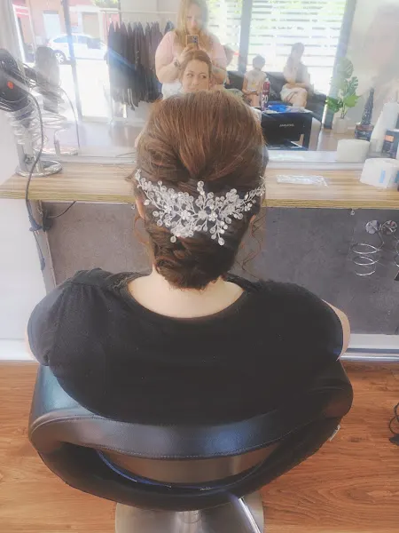 Jenifer Peluqueros - Peluquería en Laguna de Duero