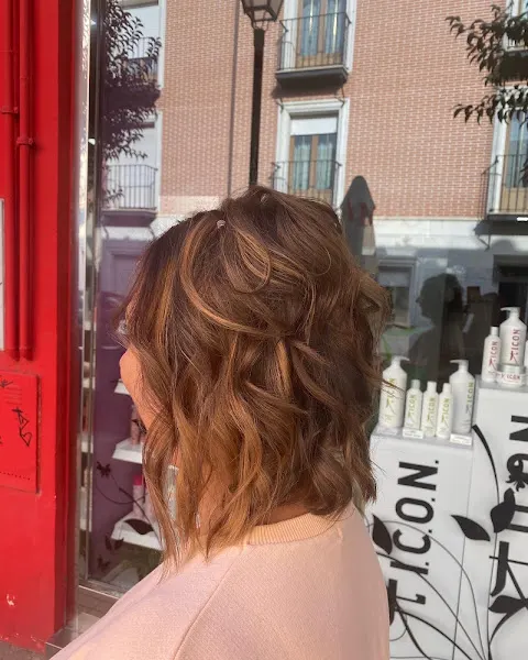 Peluqueria Shampoo - Centro de estética en Laguna de Duero - foto 2