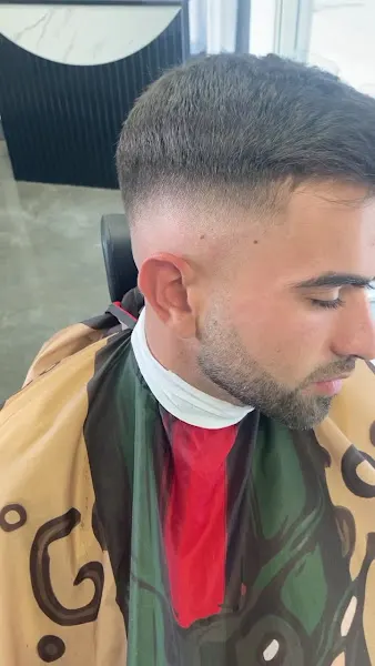 Villagrán Barber