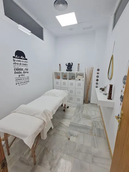Mandira Técnicas Naturales y Estética Avanzada - Centro de salud y bienestar en Bormujos