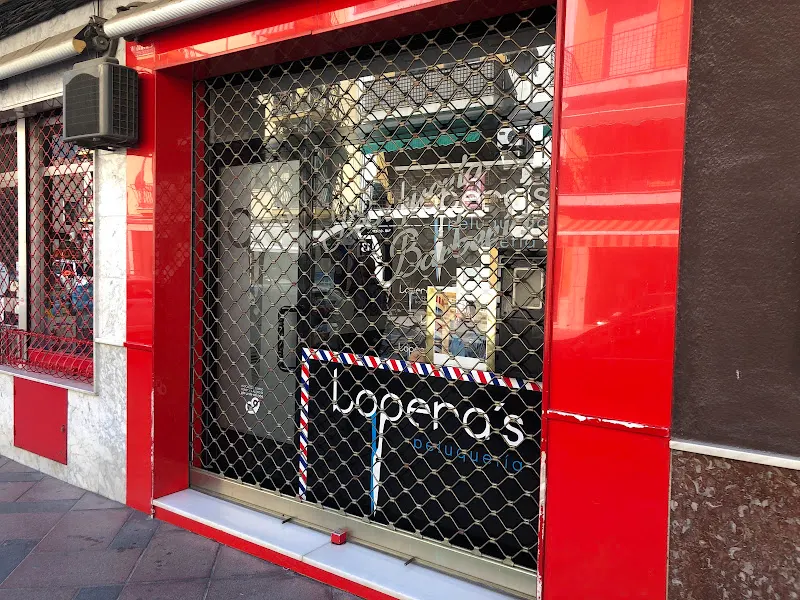 Lopera's Peluquería Barbería - Barbería en Priego de Córdoba - foto 2