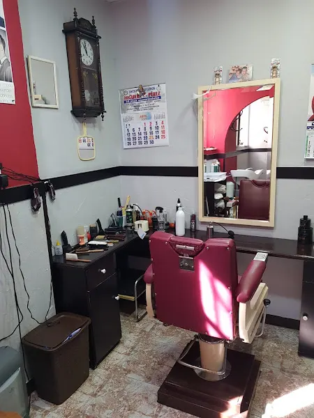 Barbería Gorrión - Barbería en Priego de Córdoba - foto 2