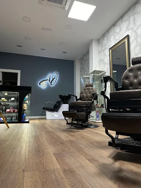 Barbería Ajota - Barbería en Coín - foto 4