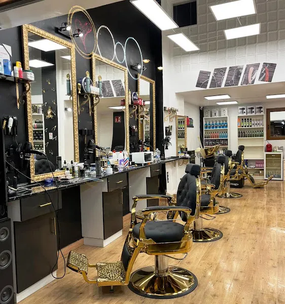 PELUQUERÍA BARBERíA TANGER