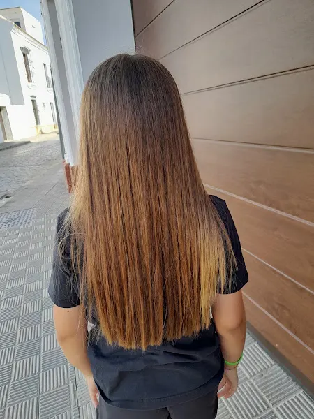 Angela Lamb Peluqueria