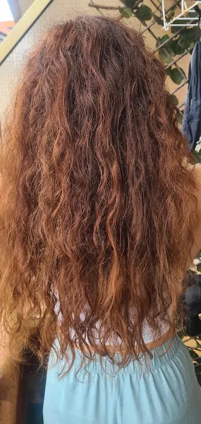 Peluquería Somo Nalu | Peluquería orgánica en Santander | Método Curly | Expertos Coloristas - Santander