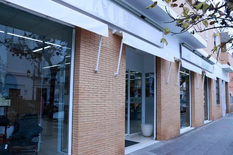 Dia'or Deportes y Zapatería - Tienda de deportes en Isla Cristina - foto 2