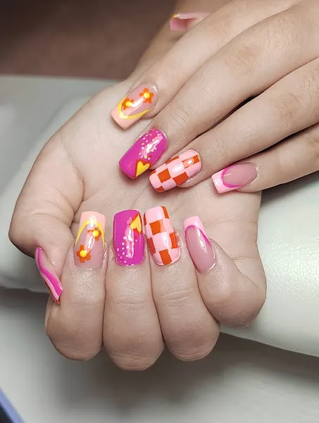 Manicura con gel Alina Nails - Baza