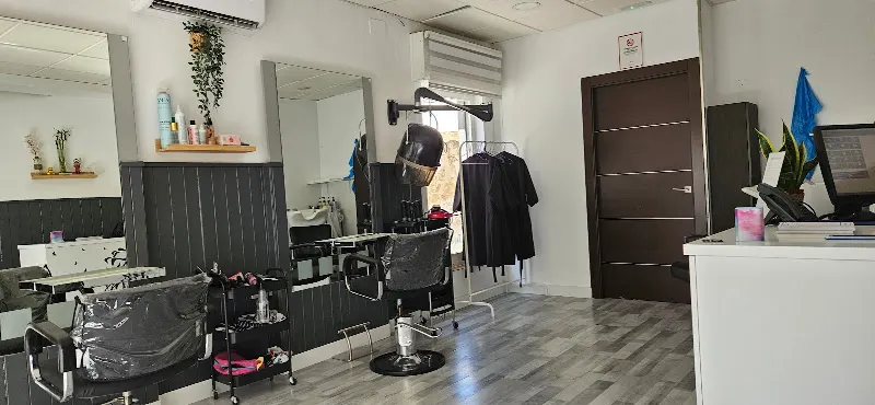 Peco's peluqueria - Peluquería en Las Gabias - foto 2