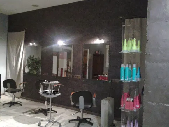 Peluquería Hache Cuatro - Torrelavega