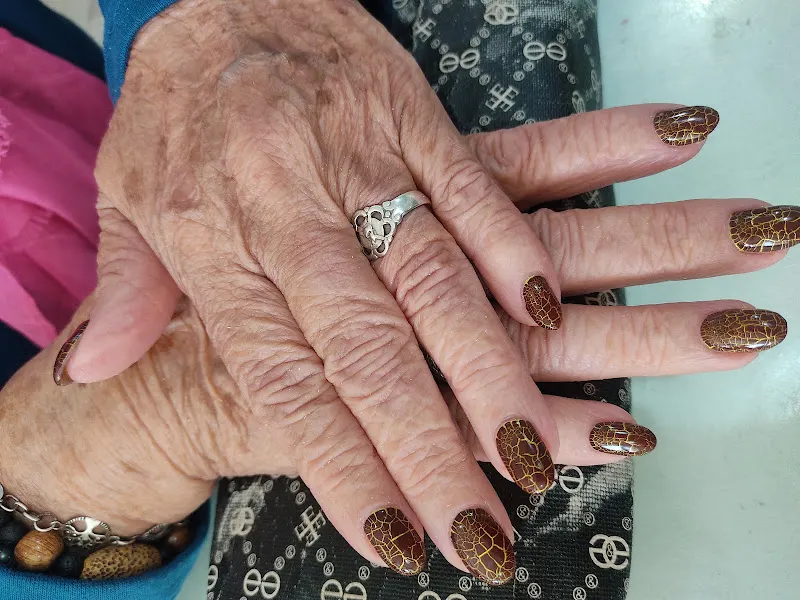 Nuevo Li Li Uñas