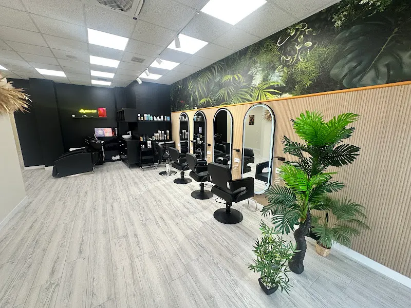 Stylists 2.0 - Peluquería en Medina del Campo - foto 2
