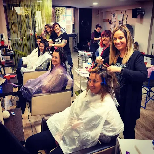 Etnica Salón De Belleza - Onda