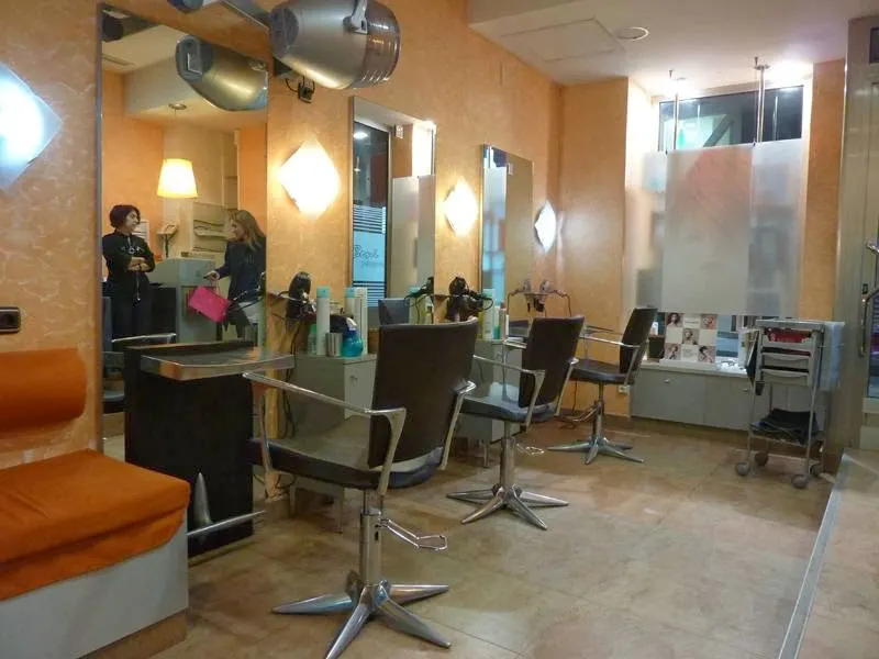 María Pérez Hair Salon and Makeup - Peluquería en Calatayud - foto 2