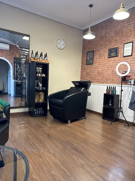 Barber Cao - Estrada