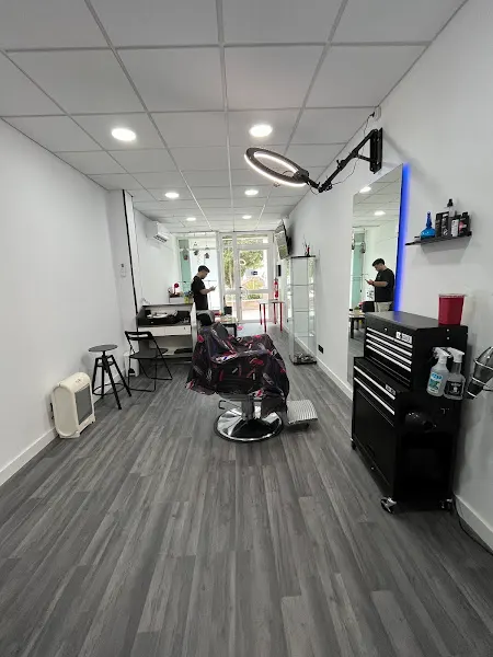Marchena Barber Studio - Barbería en Camas - foto 2