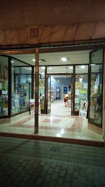 Centro Natural Herbolario Piedra de Luna - Tienda naturista en Marchena - foto 2