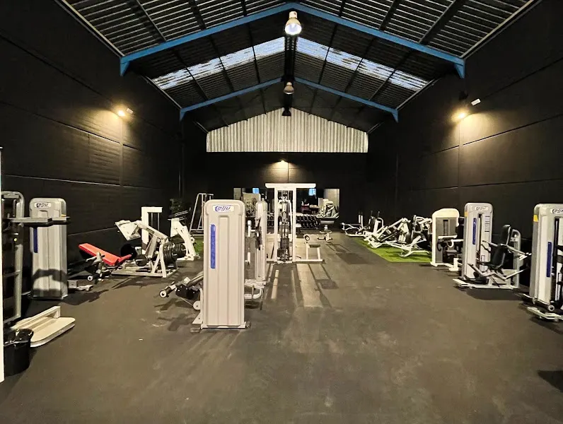 ROMAN PRIVATE FITNESS CLUB - Gimnasio en Arahal - foto 2