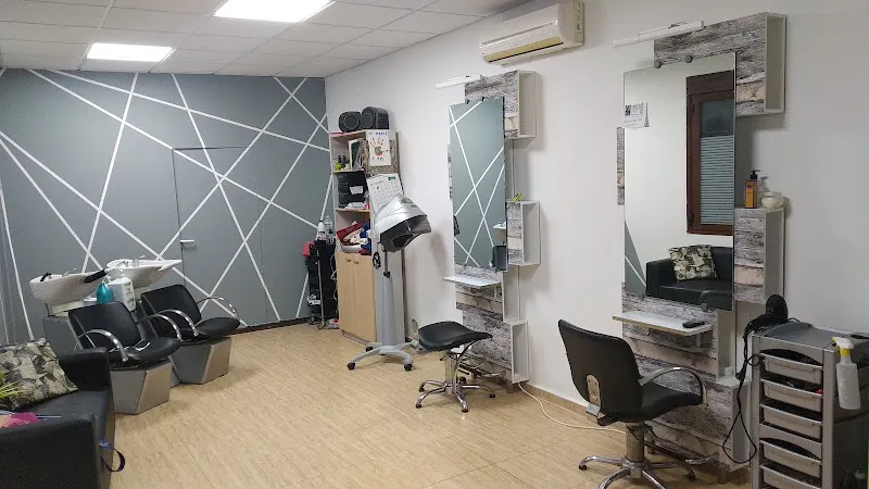 Peluqueria Unisex MIA - Almagro