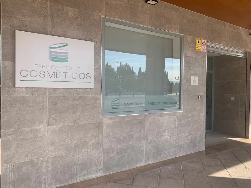 Fabricantes de Cosméticos S.L. - Fabricante de cosméticos en Atarfe - foto 2