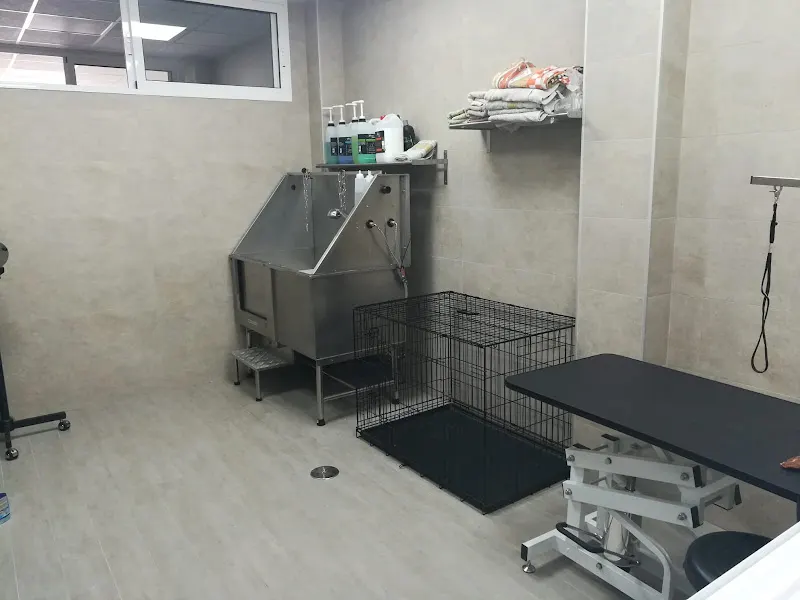 Guaupos Peluquería Canina - Archena