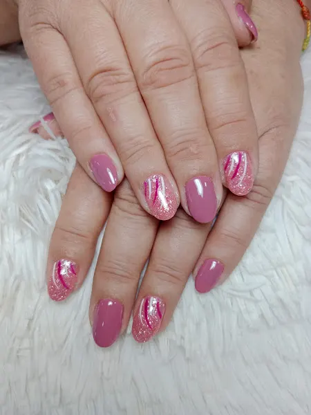 Uñas Mery - Salón de manicura y pedicura en O Porriño - foto 2