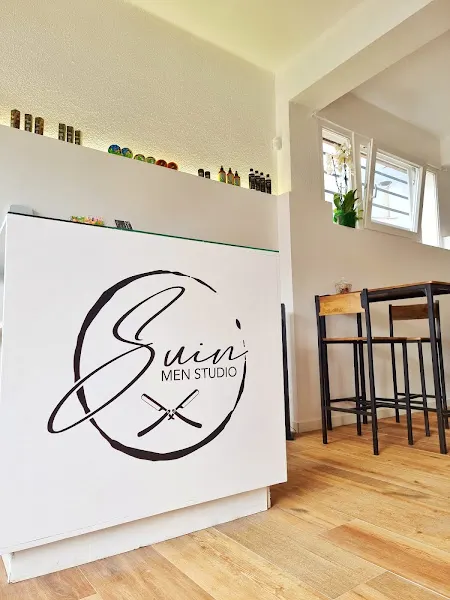 SUIN STUDIO SL - Peluquería en Utebo - foto 2