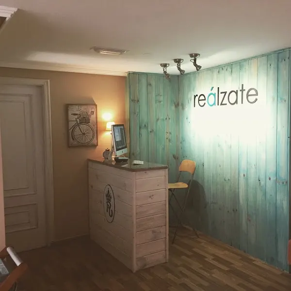 Reálzate